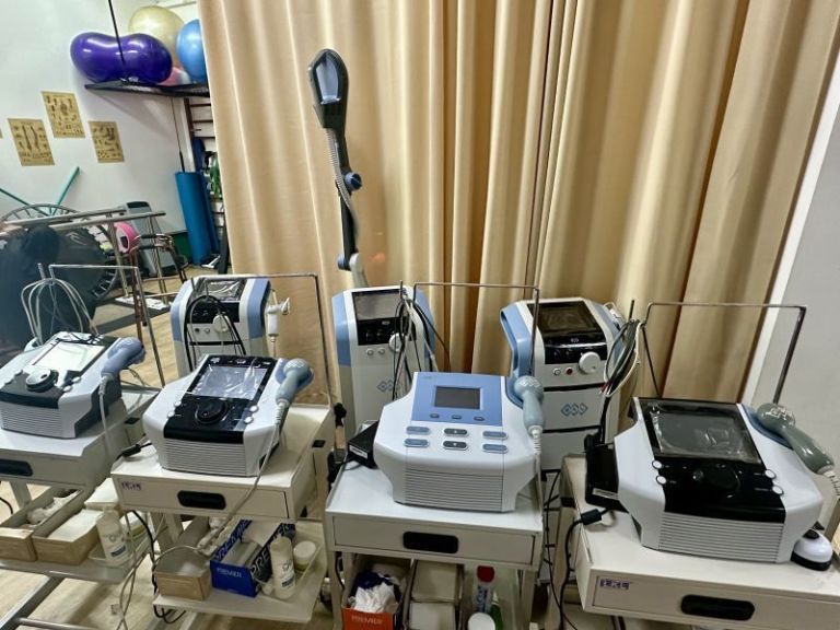 Pro Rehab Physiotherapy and Spine Center 超凡物理治疗与脊椎诊所