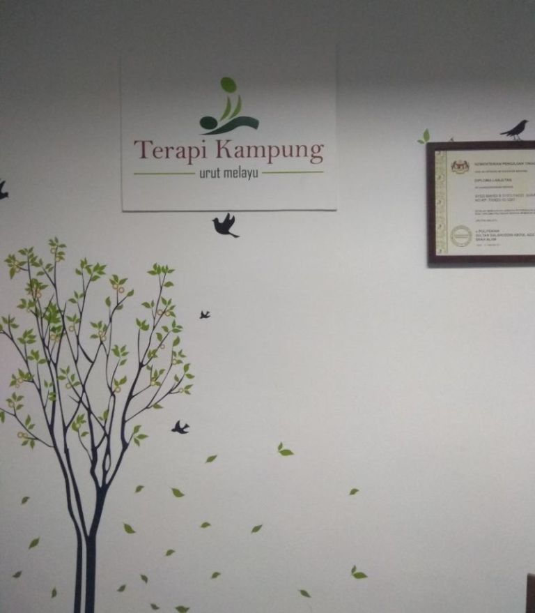 Terapi Urut Melayu